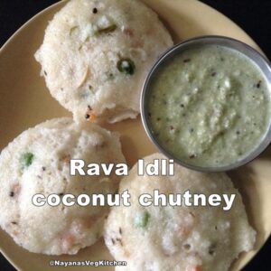 rava idli - coconut chutney