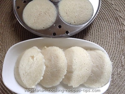 South Indian Idli recipe ready idli 400x299