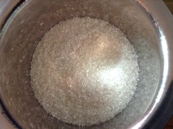 sugar in pan 350x261
