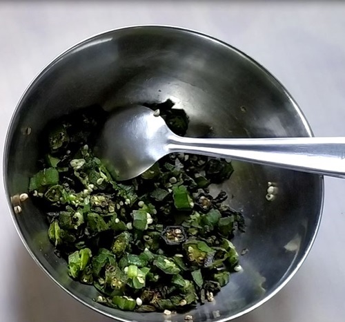 mashed okra bhindi 500x466