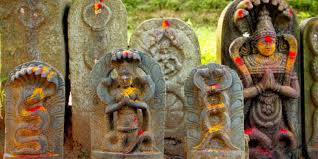 nagpanchami snakes stone idols 318x159