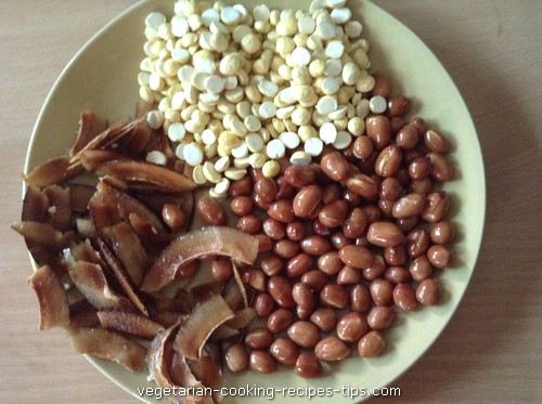 thin poha chivda 500x373