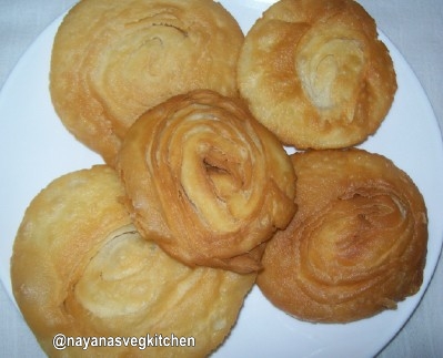 chiroti chirote plain web 399x323