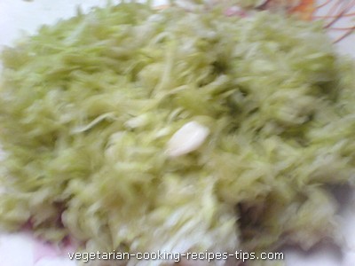 grated doodhi bottle gourd 400x300