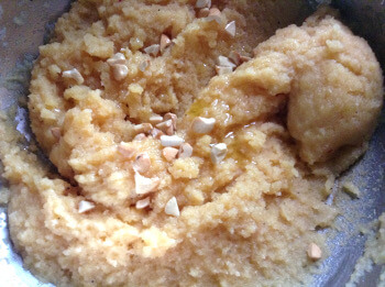 Sheera Sooji halwa Recipe sheera roasted cashew pieces 350x261